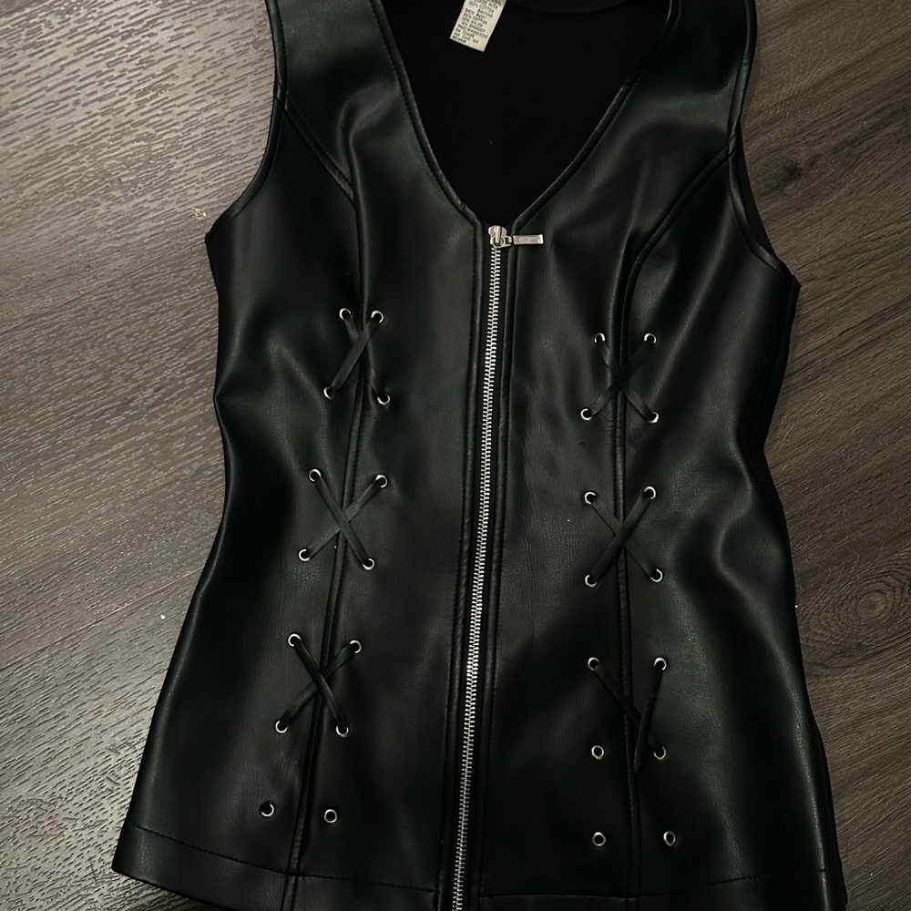 Vintage Black Lace-Up Corset Vest – Y2K Streetwear Inspired | I.AM.GIA Vibes